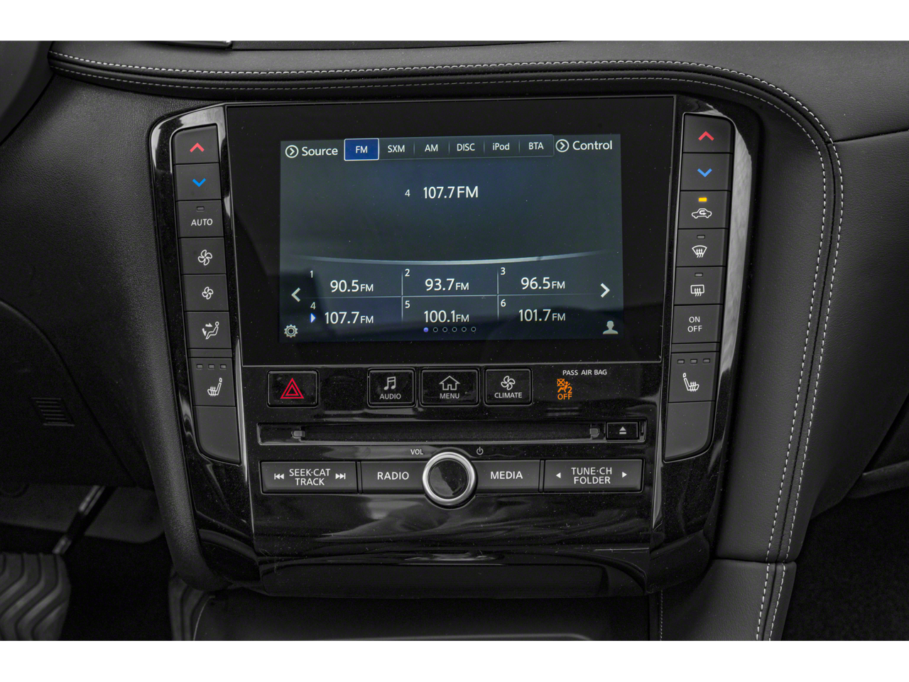 2019 INFINITI QX50 LUXE w/ Nav Pkg