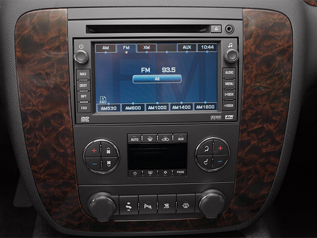 2014 GMC Yukon XL Denali w/ Sun, Entertainment & Destination Pkg