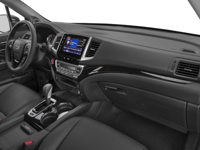 2017 Honda Ridgeline RTL-E w/ Nav & Moonroof