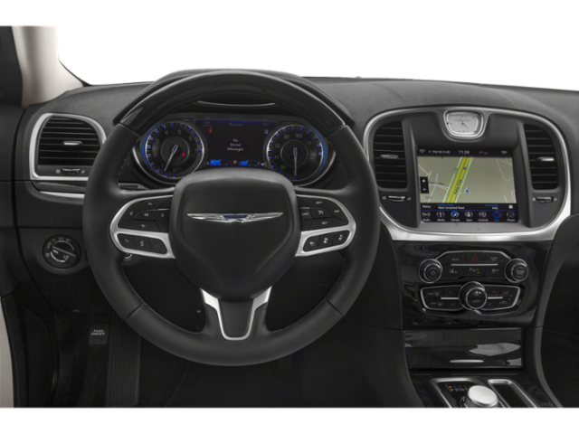 2018 Chrysler 300 Limited AWD w/ Nav & Panorama Roof