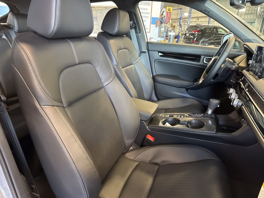 2026 Honda Civic Hybrid Sport Touring w/ Nav