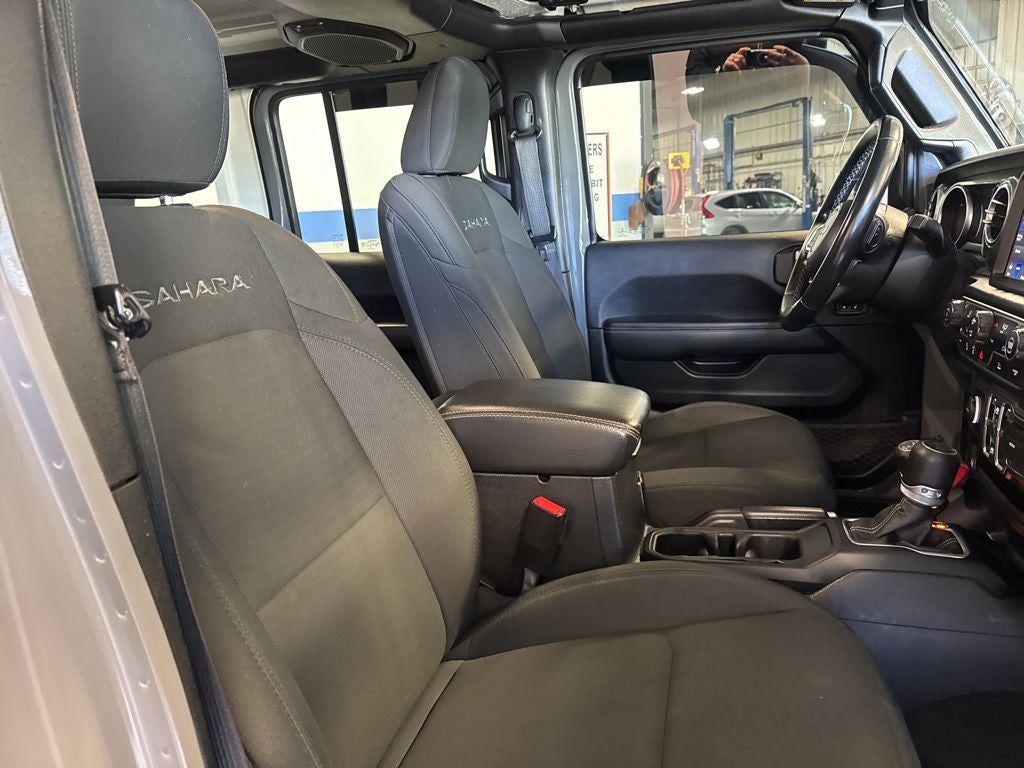 2021 Jeep Wrangler Unlimited Sahara Hard Top w/ Nav & Sound Group