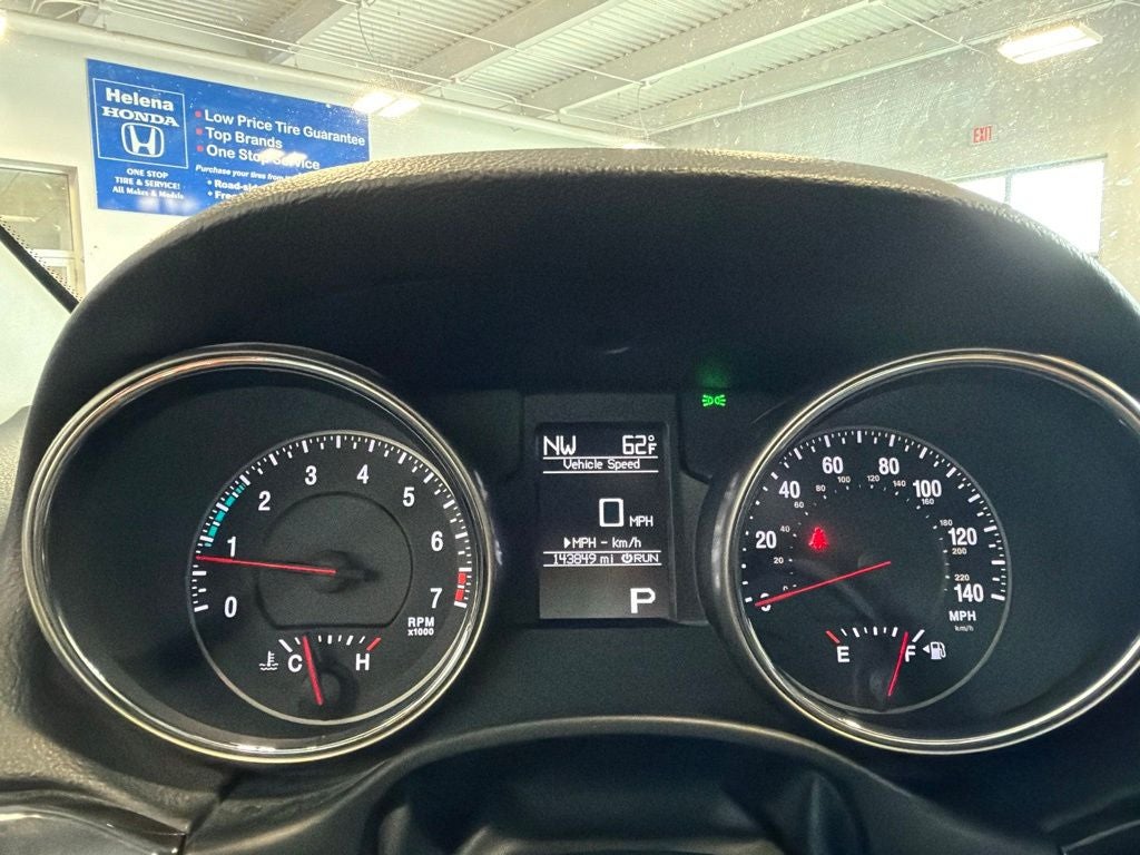 2013 Jeep Grand Cherokee Laredo 26X w/ Nav & Tow Group