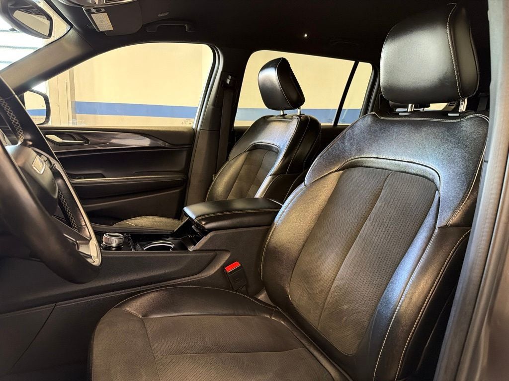 2022 Jeep Grand Cherokee L Altitude Appearance Pkg