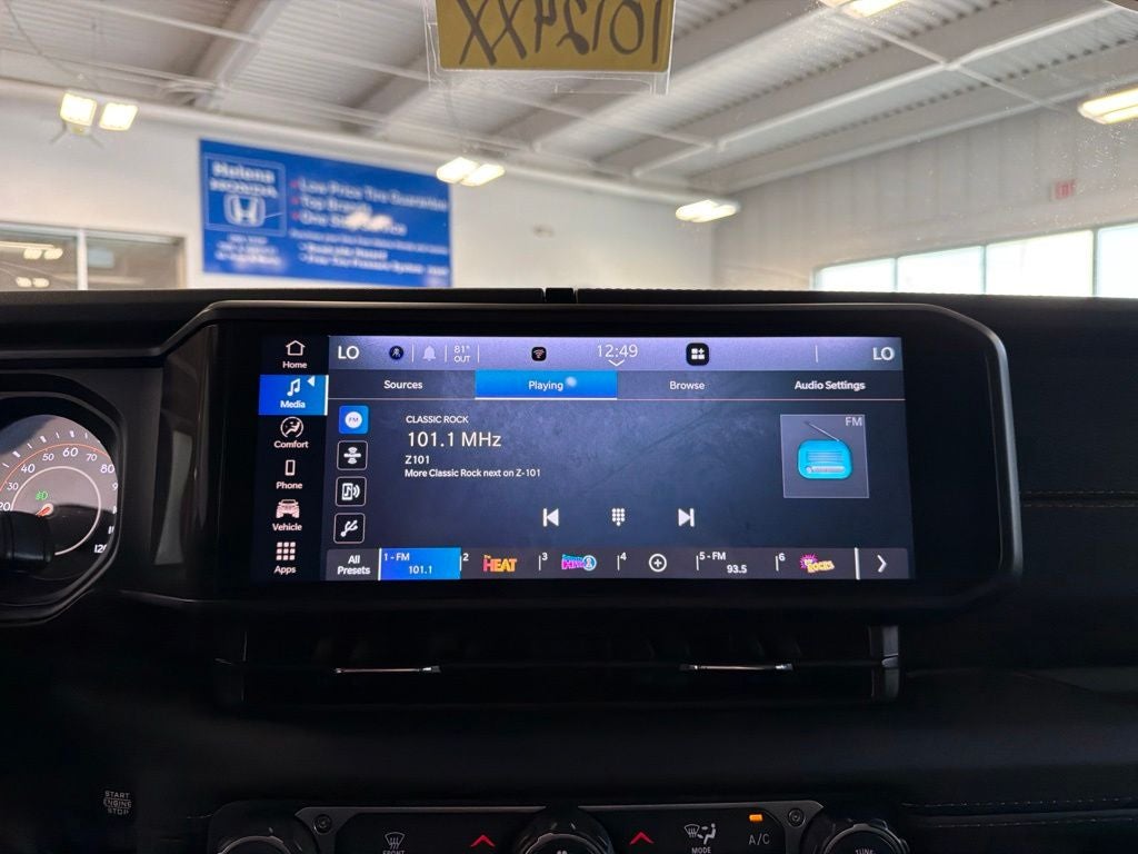 2026 Jeep Gladiator Mojave V6 Hardtop w/ Adaptive Cruise