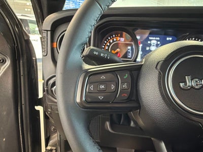 2026 Jeep Gladiator Mojave V6 Hardtop w/ Adaptive Cruise