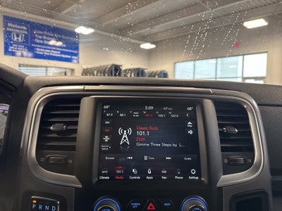 2023 RAM 1500 Classic SLT 29G w/ Trailer & Electronics Group