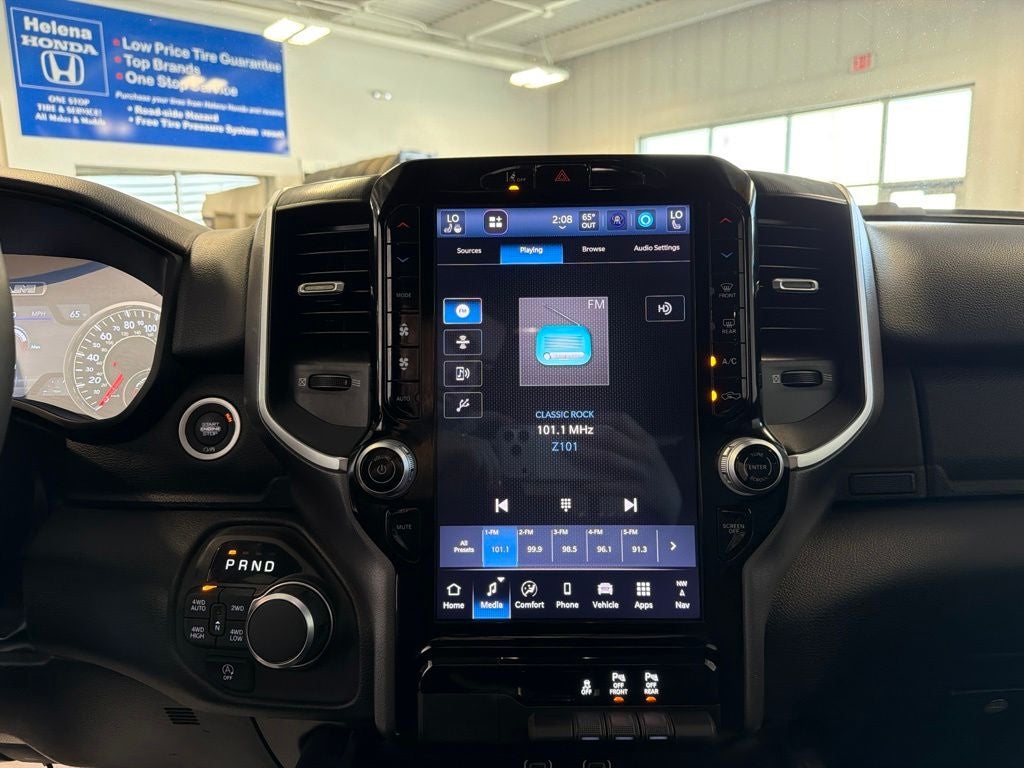 2025 RAM 1500 Big Horn/Lone Star Level 2