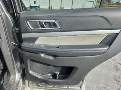 2017 Ford Explorer XLT 202A Sport Appearance Pkg