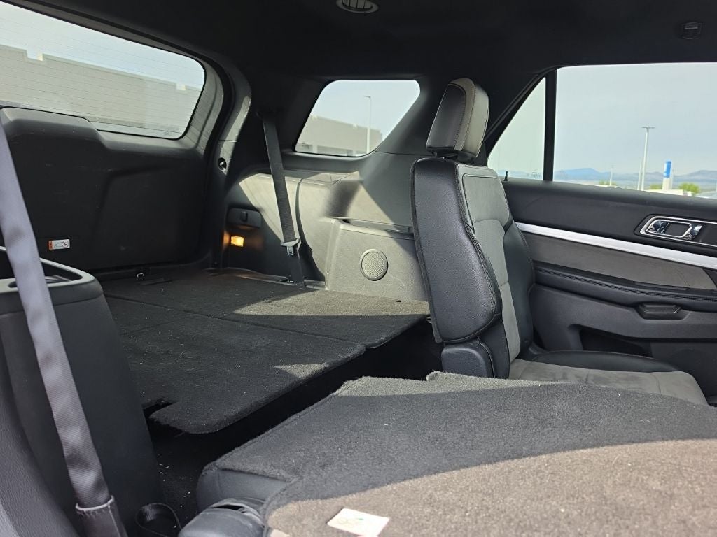2017 Ford Explorer XLT 202A Sport Appearance Pkg