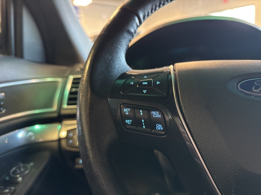 2017 Ford Explorer Limited w/ Adaptive Cruise & Pano Roof