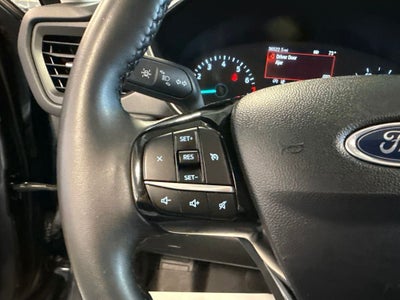 2022 Ford Escape SE w/ Convenience & Cold Weather Pkg