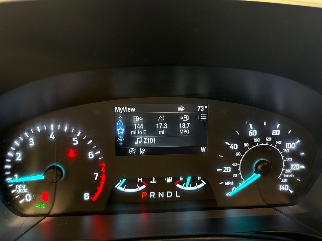 2022 Ford Escape SE w/ Convenience & Cold Weather Pkg