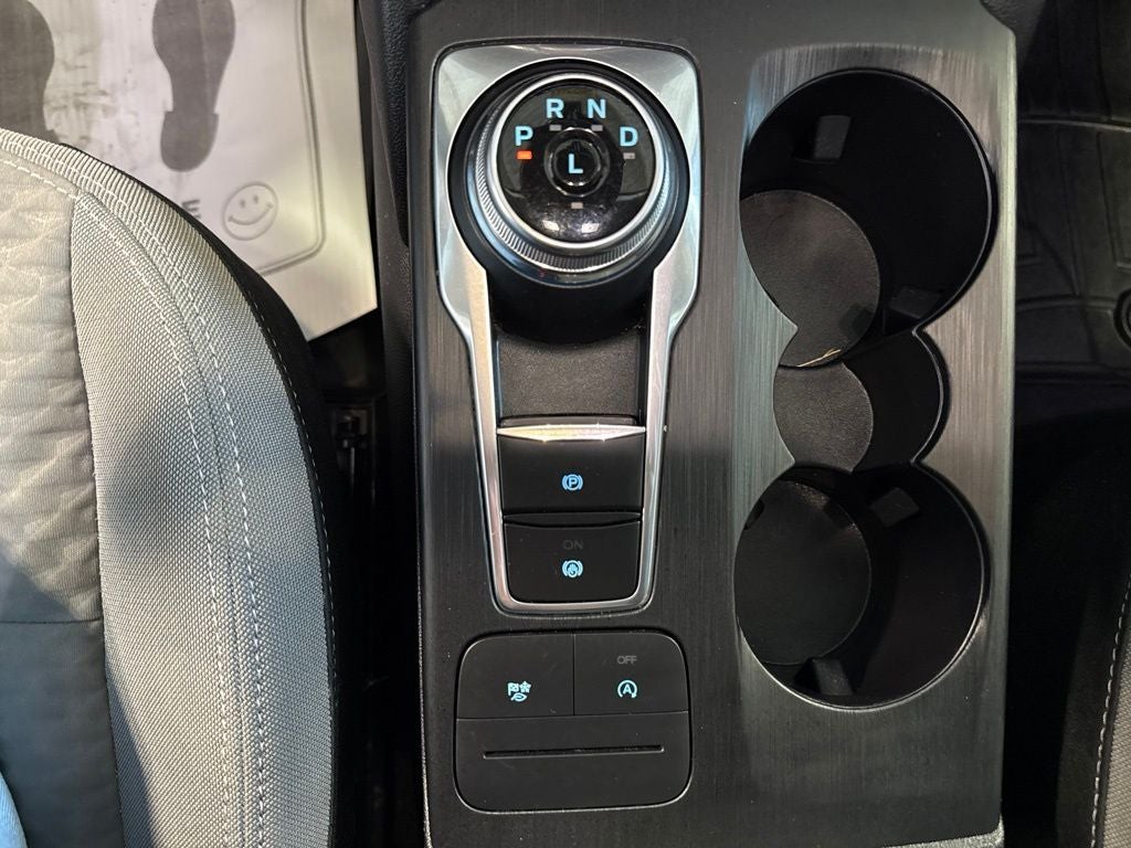 2022 Ford Escape SE w/ Convenience & Cold Weather Pkg