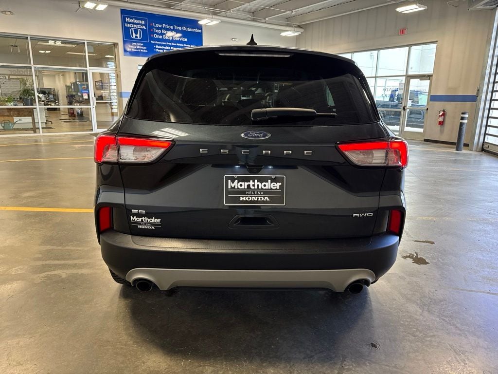 2022 Ford Escape SE w/ Convenience & Cold Weather Pkg