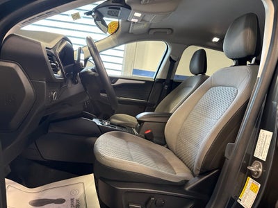2022 Ford Escape SE w/ Convenience & Cold Weather Pkg