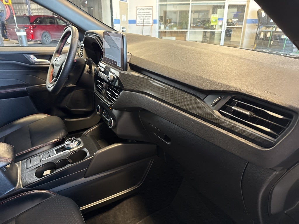 2025 Ford Escape ST-Line AWD