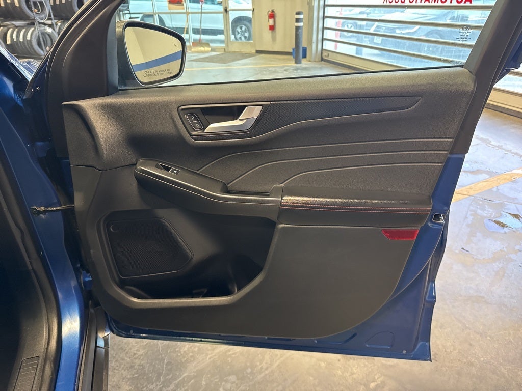 2023 Ford Escape ST-Line w/ Pano Roof & Tech Pkg #1