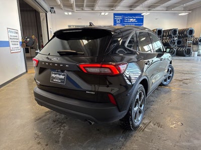 2025 Ford Escape ST-Line AWD w/ BLIS