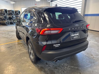 2025 Ford Escape ST-Line AWD w/ BLIS