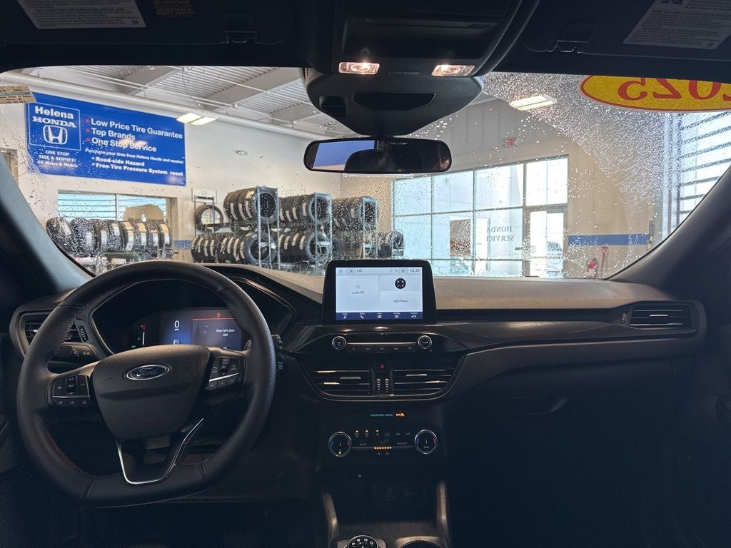 2025 Ford Escape ST-Line AWD w/ BLIS