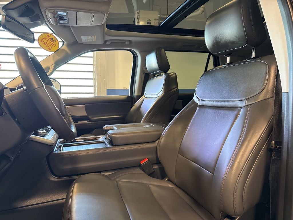 2025 Ford Expedition Max Active 202A Luxury Pkg w/ Bluecruise