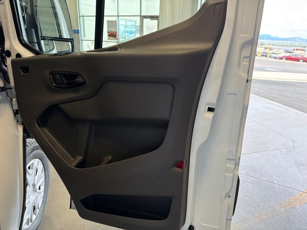2024 Ford Transit-250 Base 130" WB LR Cargo