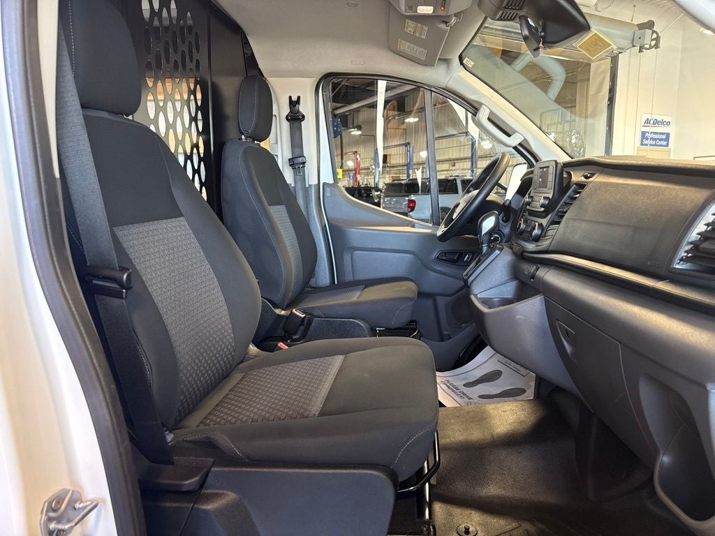 2025 Ford Transit-250 Base