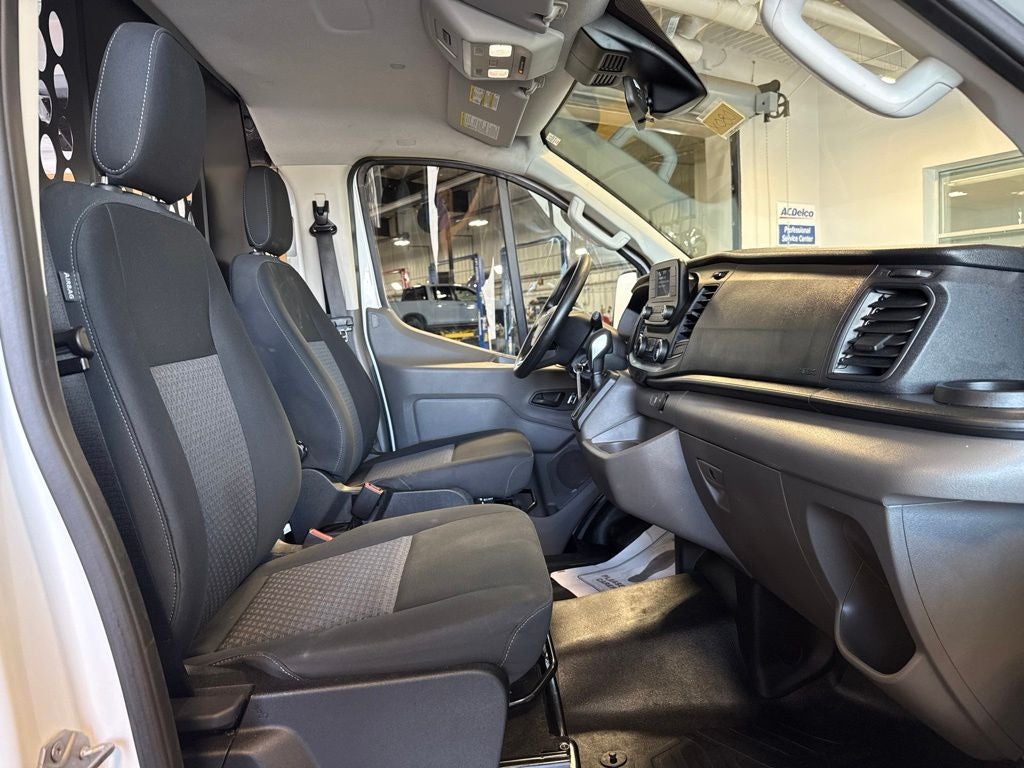 2025 Ford Transit-250 Base 130" WB