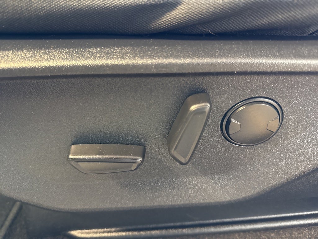 2022 Ford F-150 XLT 145" WB 302A Hybrid