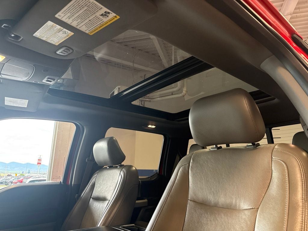 2016 Ford F-150 Lariat 157" WB 5.0 V8