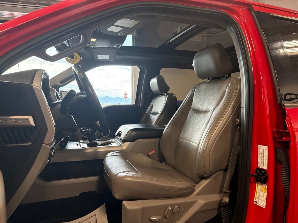 2016 Ford F-150 Lariat 157" WB 5.0 V8