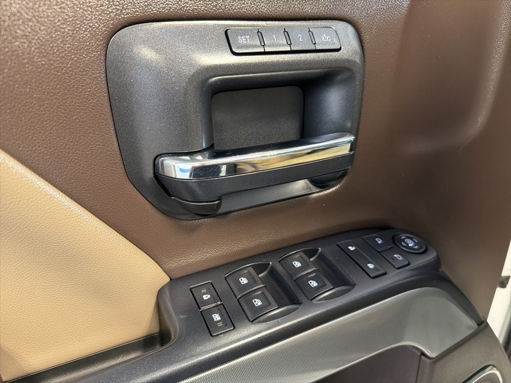 2015 Chevrolet Silverado 3500HD LTZ Z-71 6.0 Gas