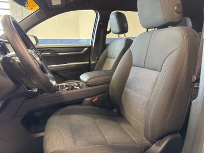 2025 GMC Acadia Elevation w/ Adaptive Cruise