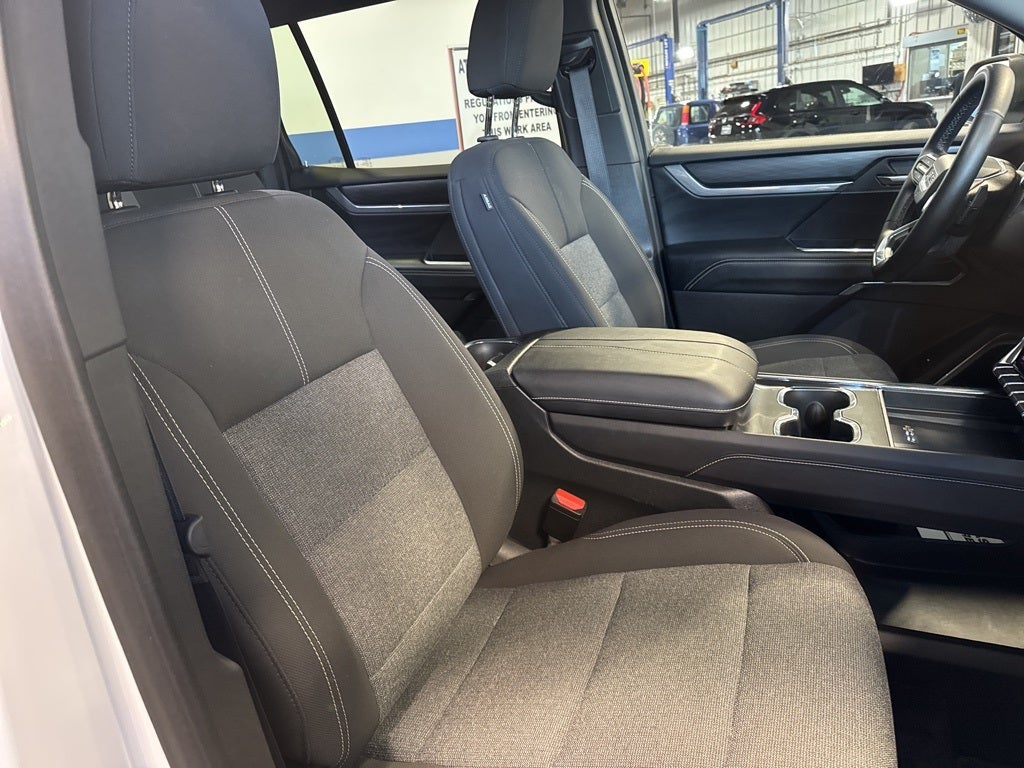 2025 GMC Acadia Elevation 1SD w/ Adaptive Cruise