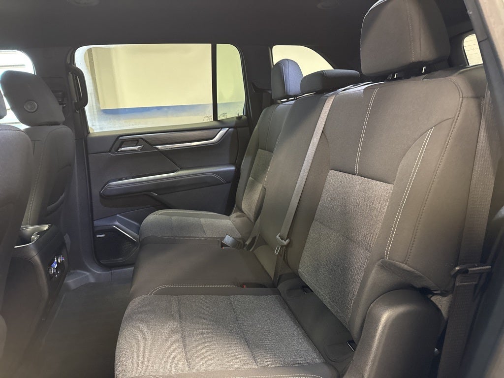 2025 GMC Acadia Elevation w/ Assisted Driving, Driver Convenience * Traileri