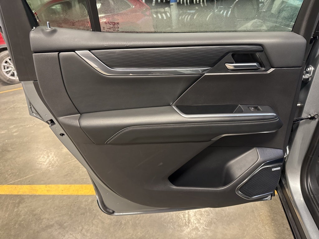 2025 GMC Acadia Elevation w/ Assisted Driving, Driver Convenience * Traileri