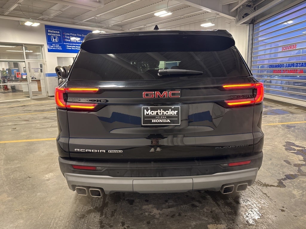 2025 GMC Acadia Elevation