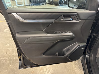 2025 GMC Acadia Elevation w/ Assisted Driving & Trailering Pkg