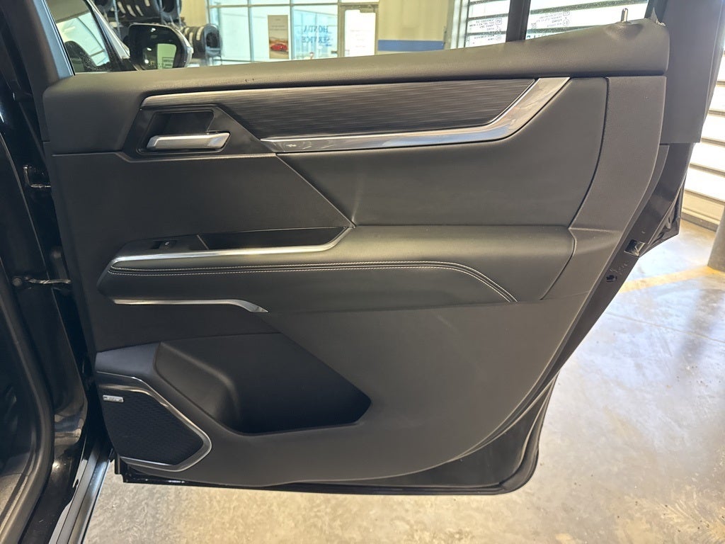 2025 GMC Acadia Elevation w/ Assisted Driving & Trailering Pkg