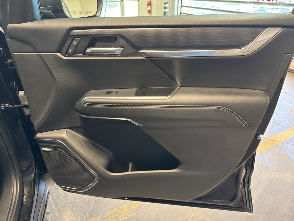 2025 GMC Acadia Elevation w/ Assisted Driving & Trailering Pkg