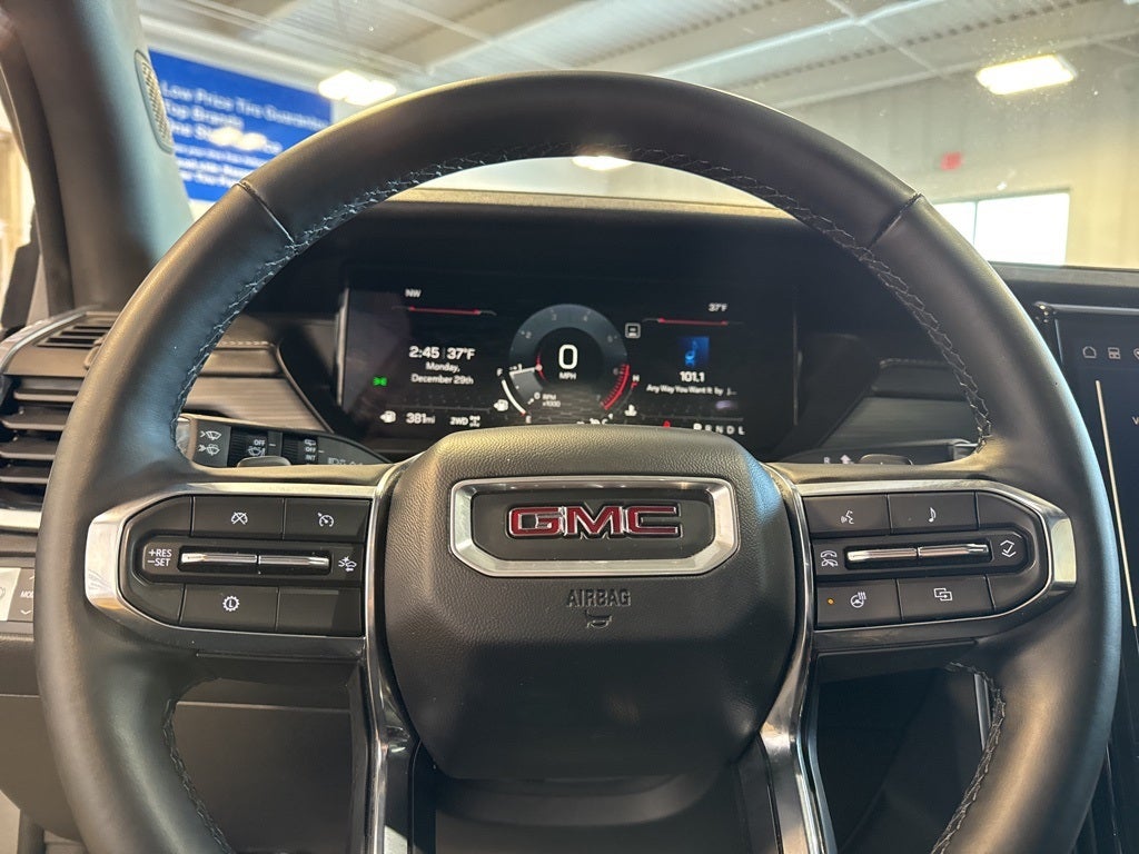 2025 GMC Acadia Elevation w/ Adaptive Cruise