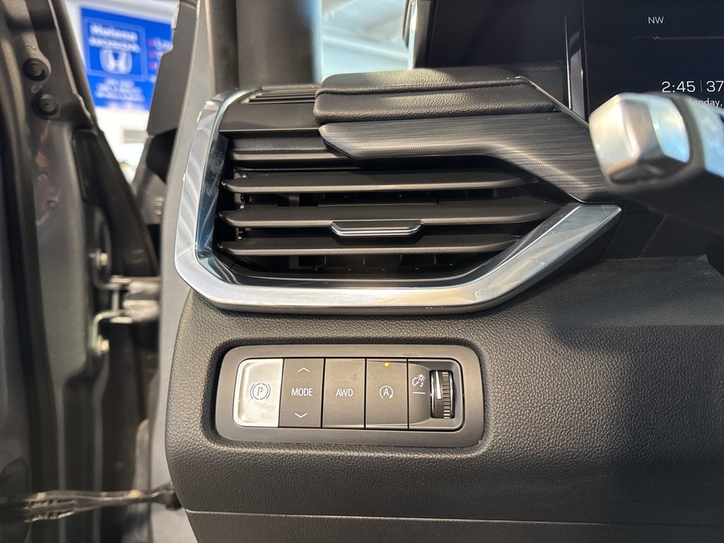 2025 GMC Acadia Elevation w/ Adaptive Cruise