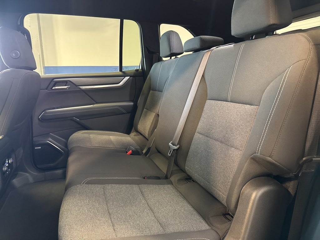 2025 GMC Acadia Elevation w/ Adaptive Cruise