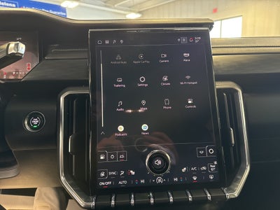 2025 GMC Acadia Elevation 4SD w/ Adaptive Cruise