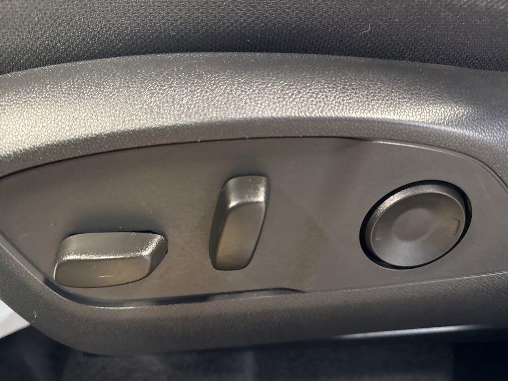 2025 GMC Acadia Elevation 4SD w/ Adaptive Cruise