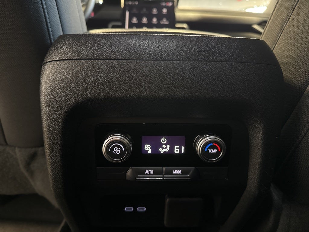 2025 GMC Acadia Elevation 4SD w/ Adaptive Cruise