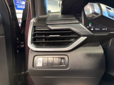 2025 GMC Acadia Elevation w/ Assisted Driving & Driver Convenience