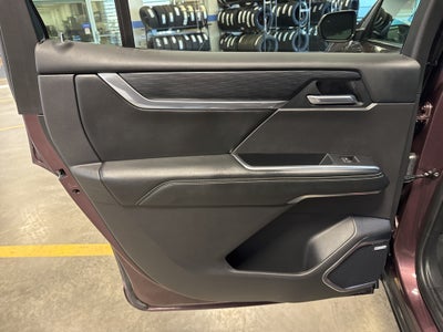 2025 GMC Acadia Elevation w/ Assisted Driving & Driver Convenience