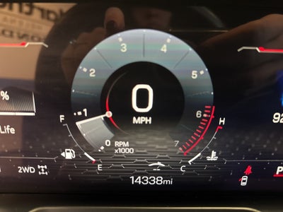 2025 GMC Acadia Elevation w/ Assisted Driving & Driver Convenience